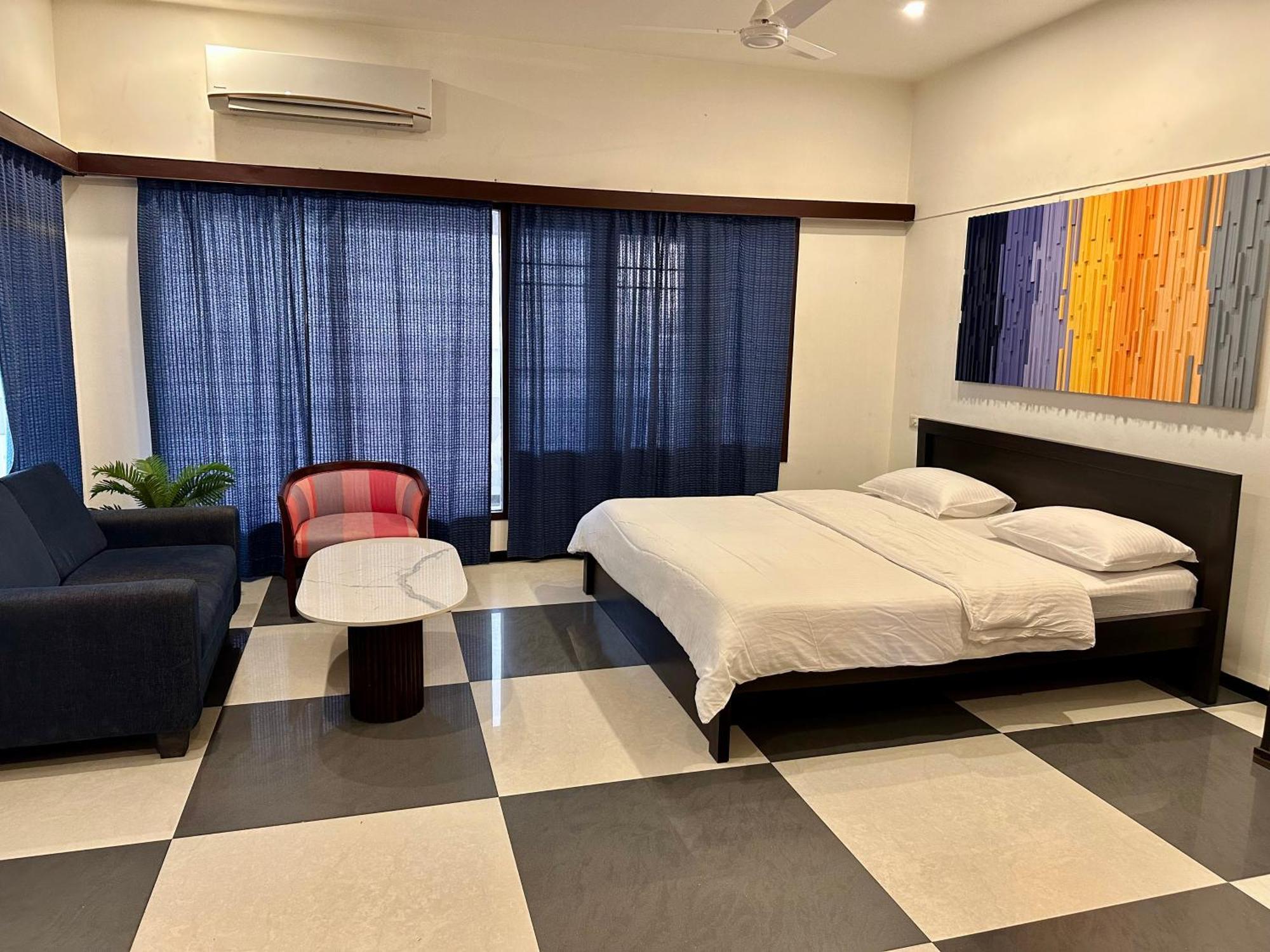 Costa Verde Luxury Seafront Villa Chennai Exterior photo